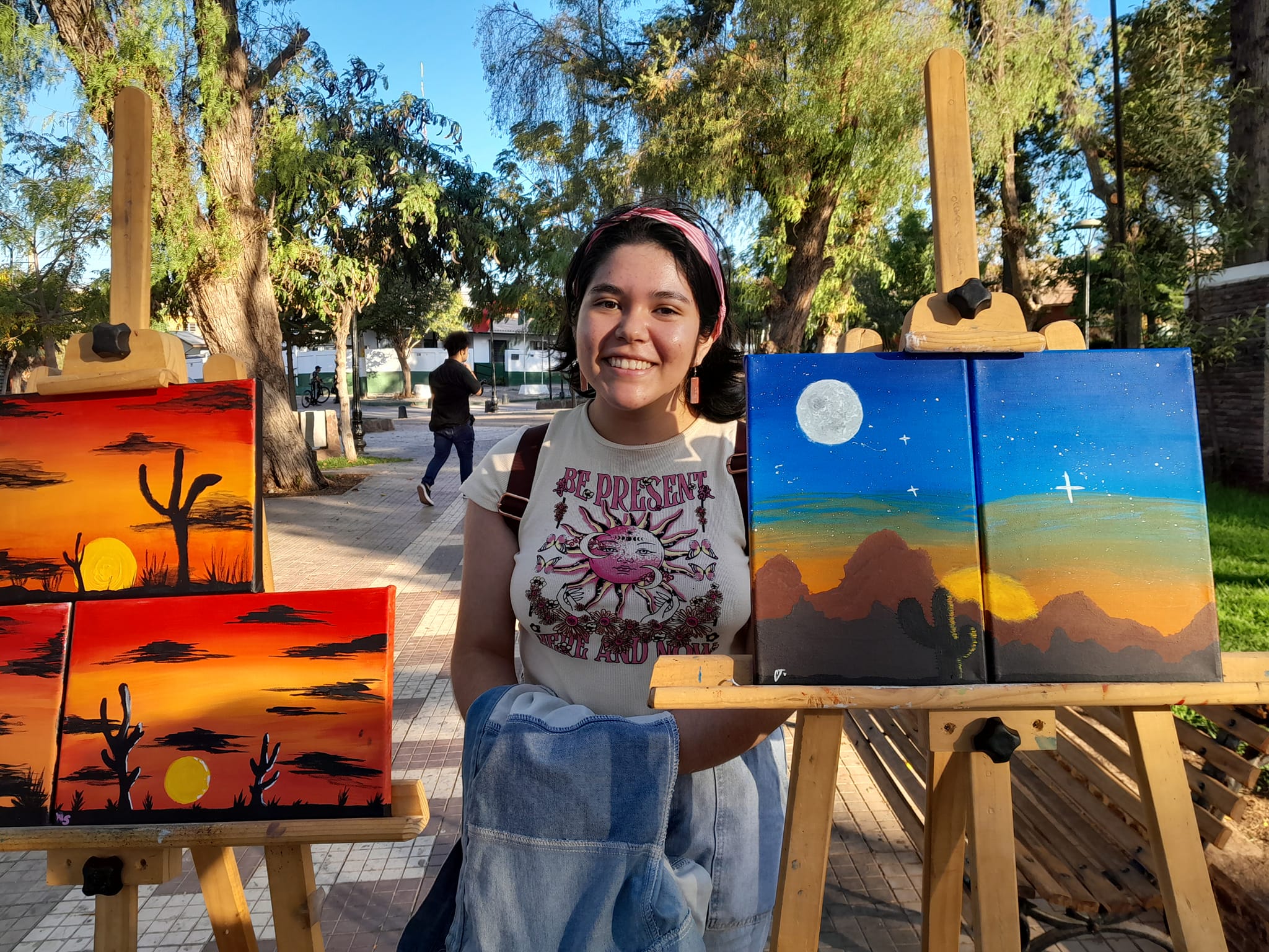 Jóvenes del liceo bicentenaio de Combarbalá mostraron su talento a experto pintor de Rotarios de Galena EE.UU y fueron premiados.