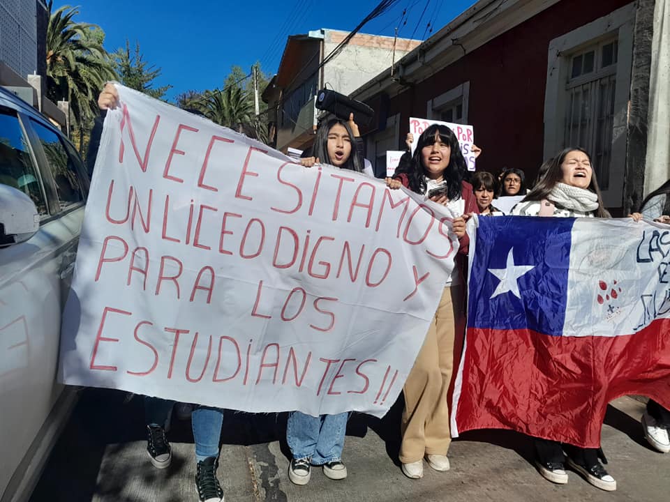 Estudiantes del liceo de Combarbalá dieron plazo hasta el miércoles 31 de mayo del 2023 al DAEM para solucionar el tema BULLYING